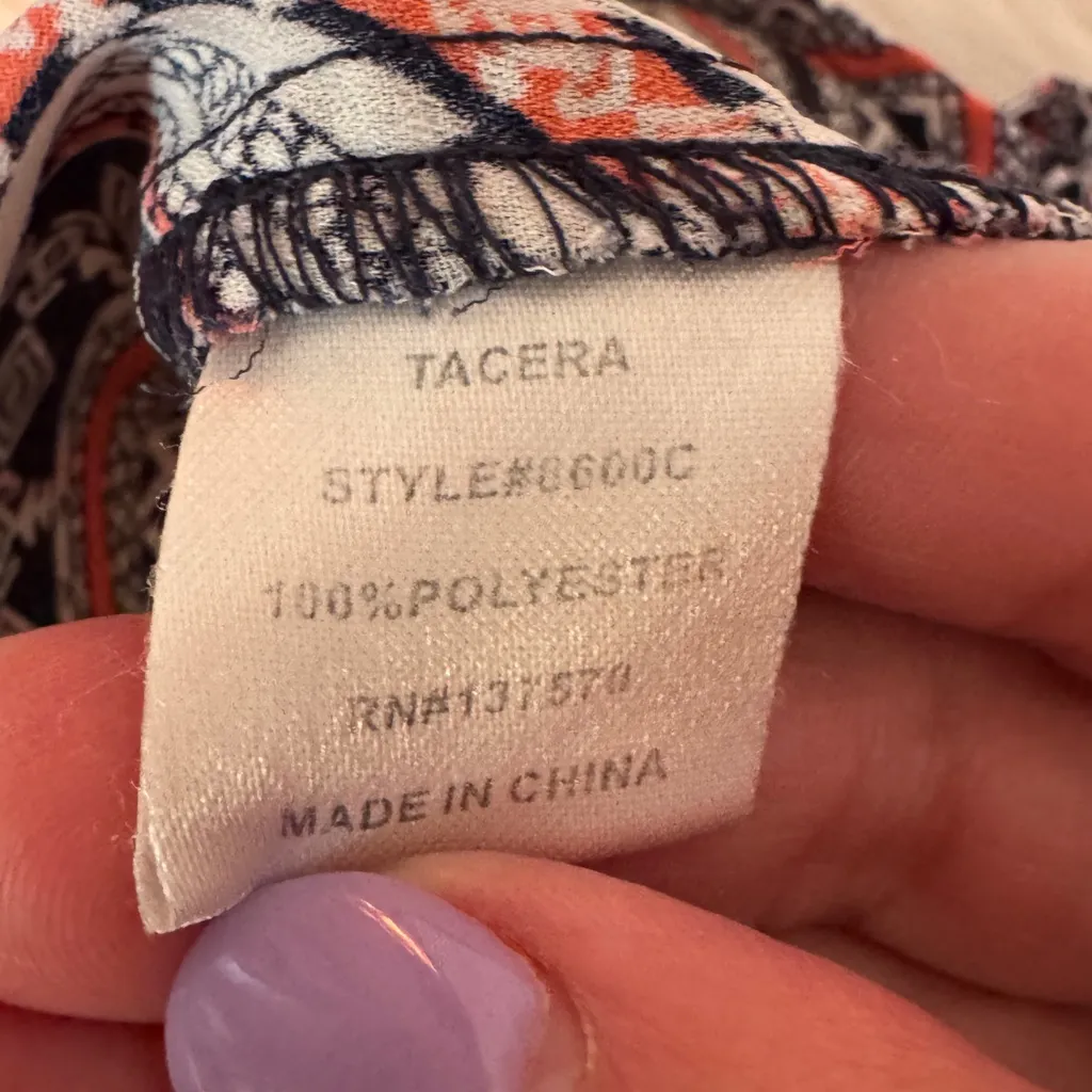 Chevron Patterned Women's‎ Top - Image 8