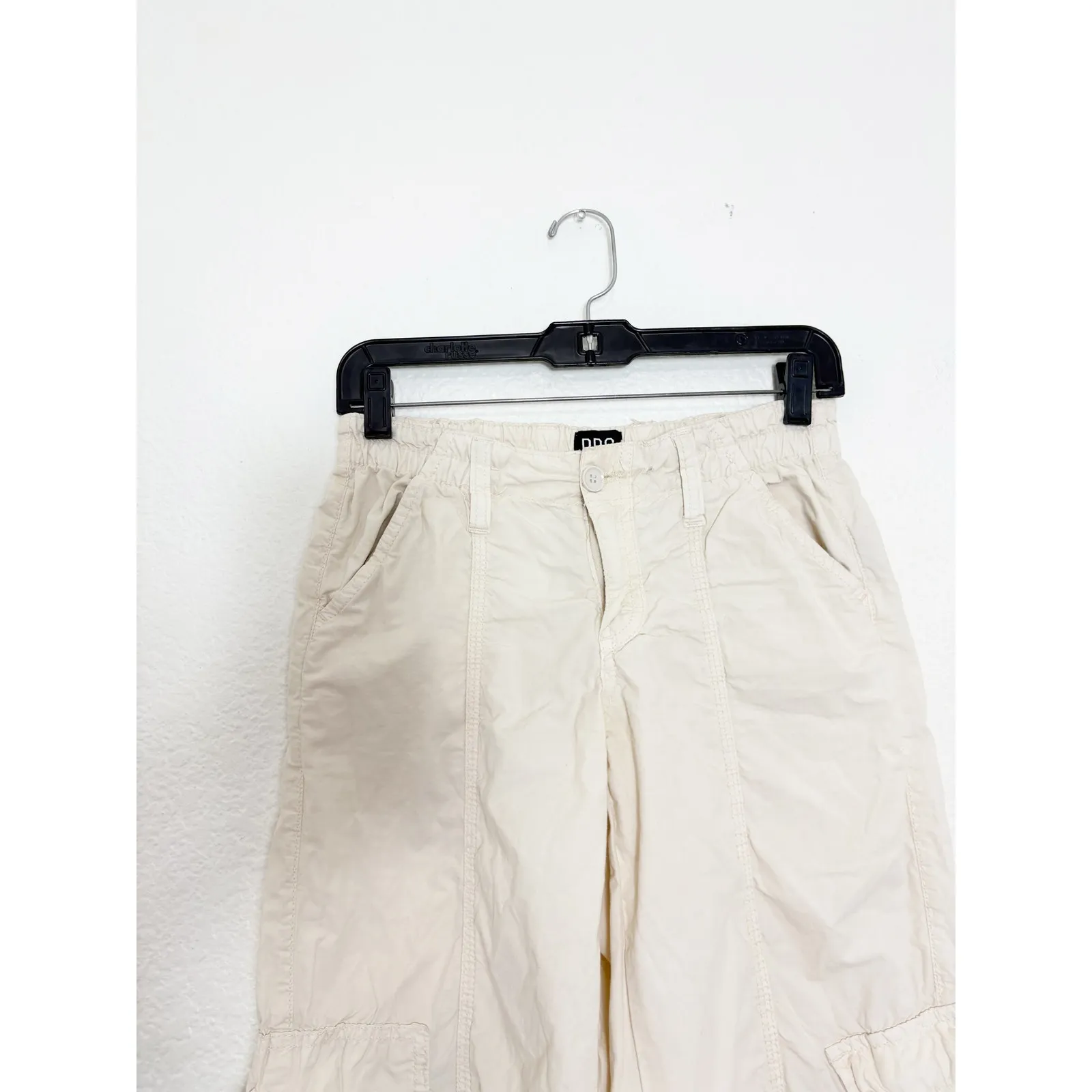 Urban Outfitters BDG Cream Y2K Cargo Pants Size XS Streetwear Baggy - Image 5