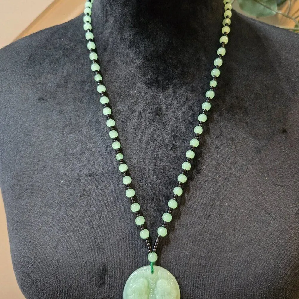 Womens Light Green Jade & Black Accents Seed Bead Pixiu Circle Pendant Necklace - Image 2
