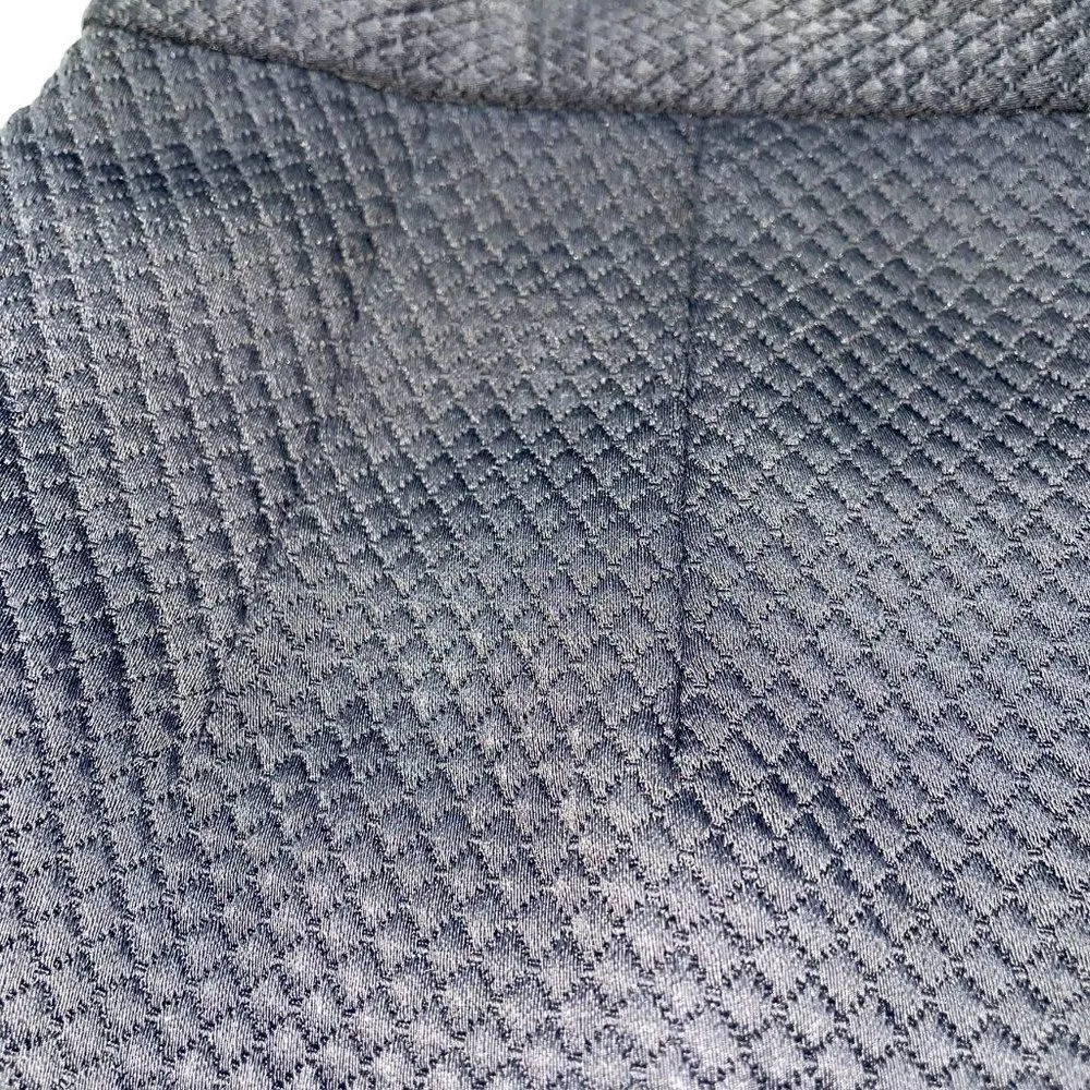 Nanette Lapore Women's Black Quilted Textured Pencil Skirt w/Back Slit-Size 6 - Image 4