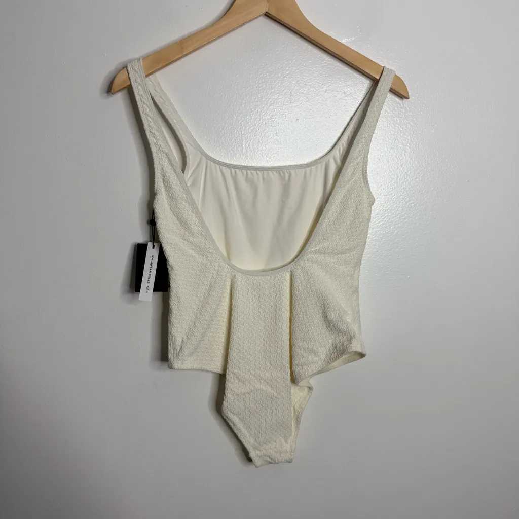 NWT Massimo Dutti Off White One Piece Open‎ Back Swimsuit Size Medium - Image 6