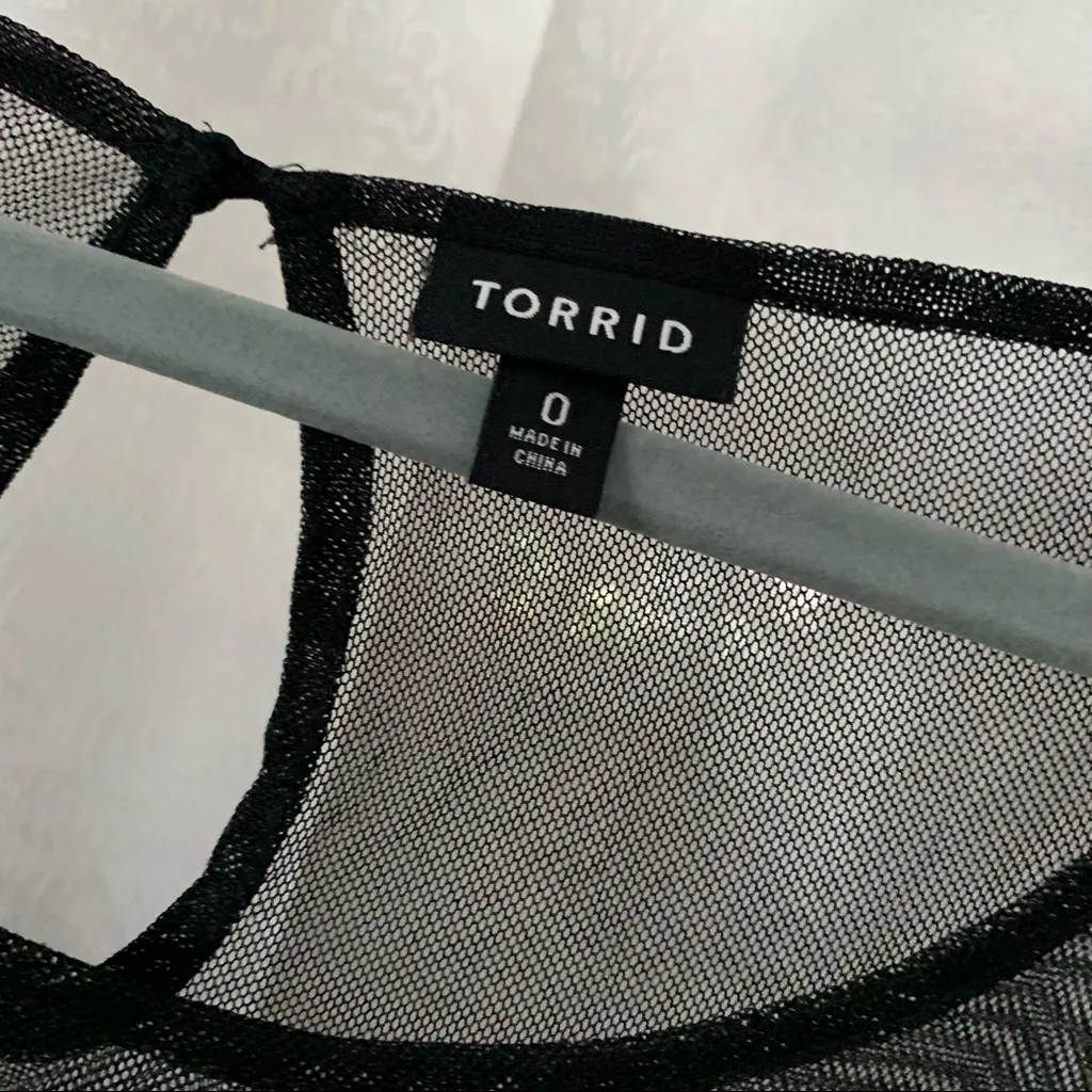 TORRID VELVET  DRESS WITH MESH YOKE  Sz:0/US 12 - Image 2