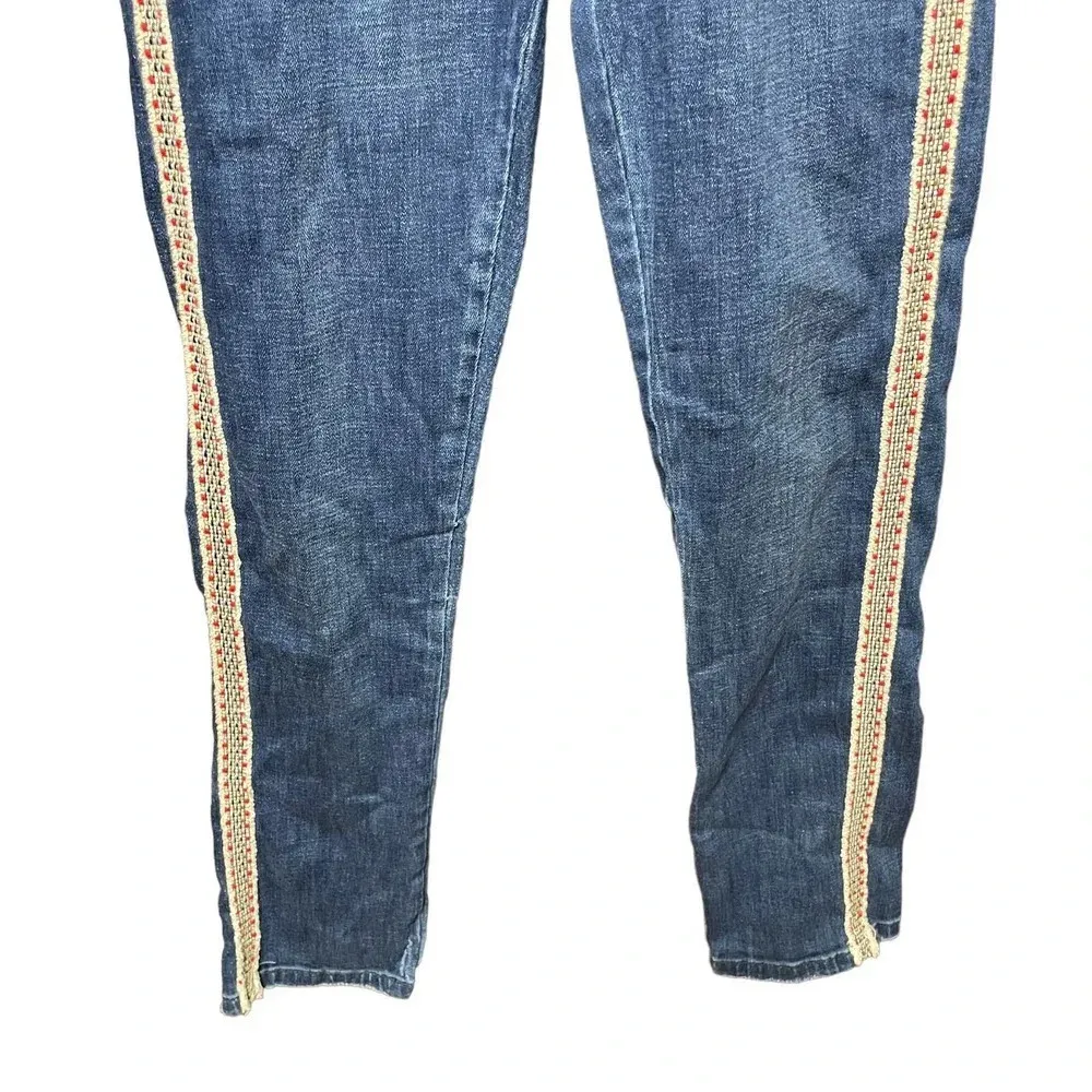 Anthropologie Pilcro The Slim Boyfriend Jeans Side Tape Embroidered Blue Size 27 - Image 4
