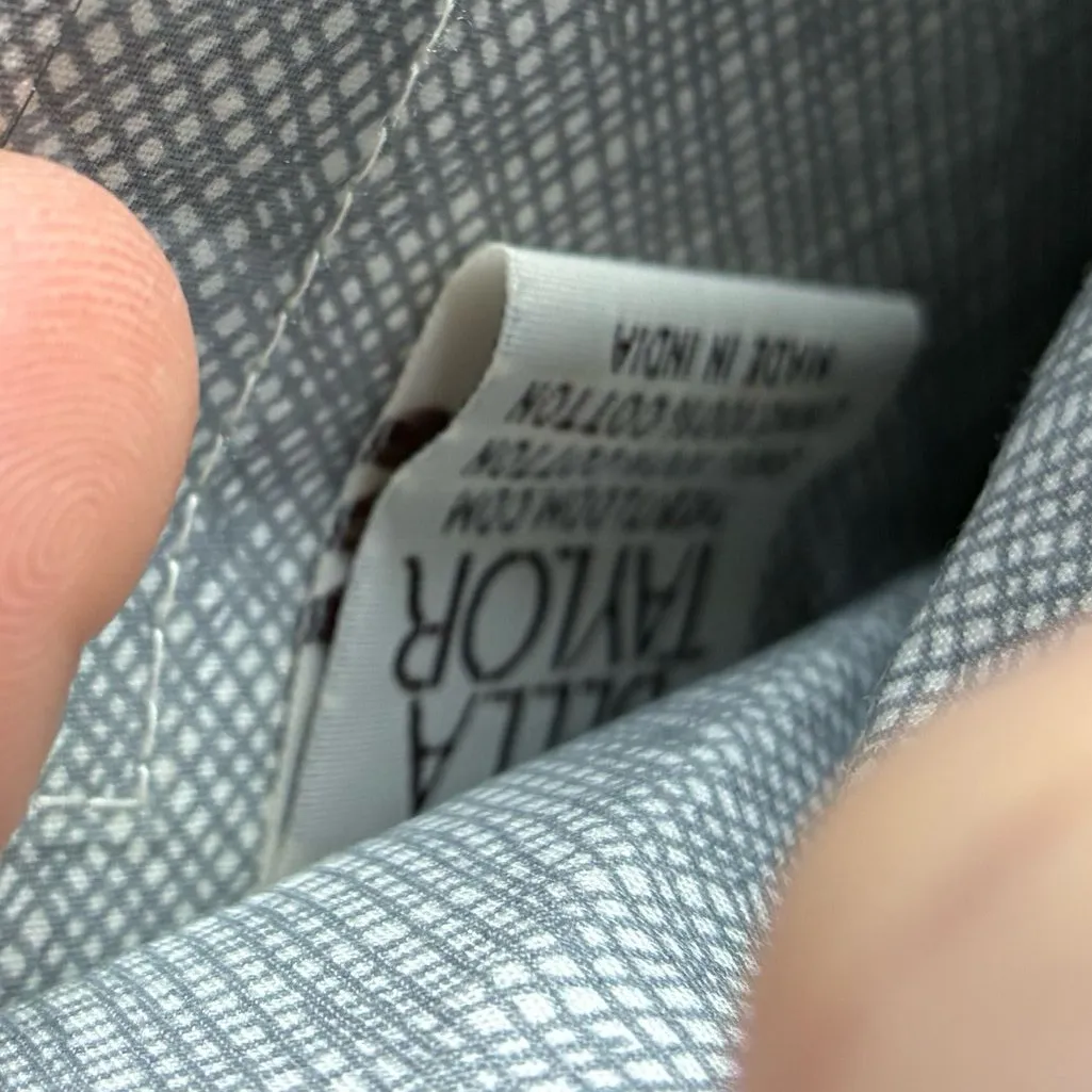 NWOT BELLA TAYLOR Red and Black Quilted Floral Wallet with Coupon Organizer! - Image 9