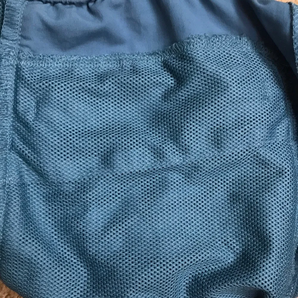 The North Face Women’s Blue Class V Hike Shorts 2.0 - Image 6