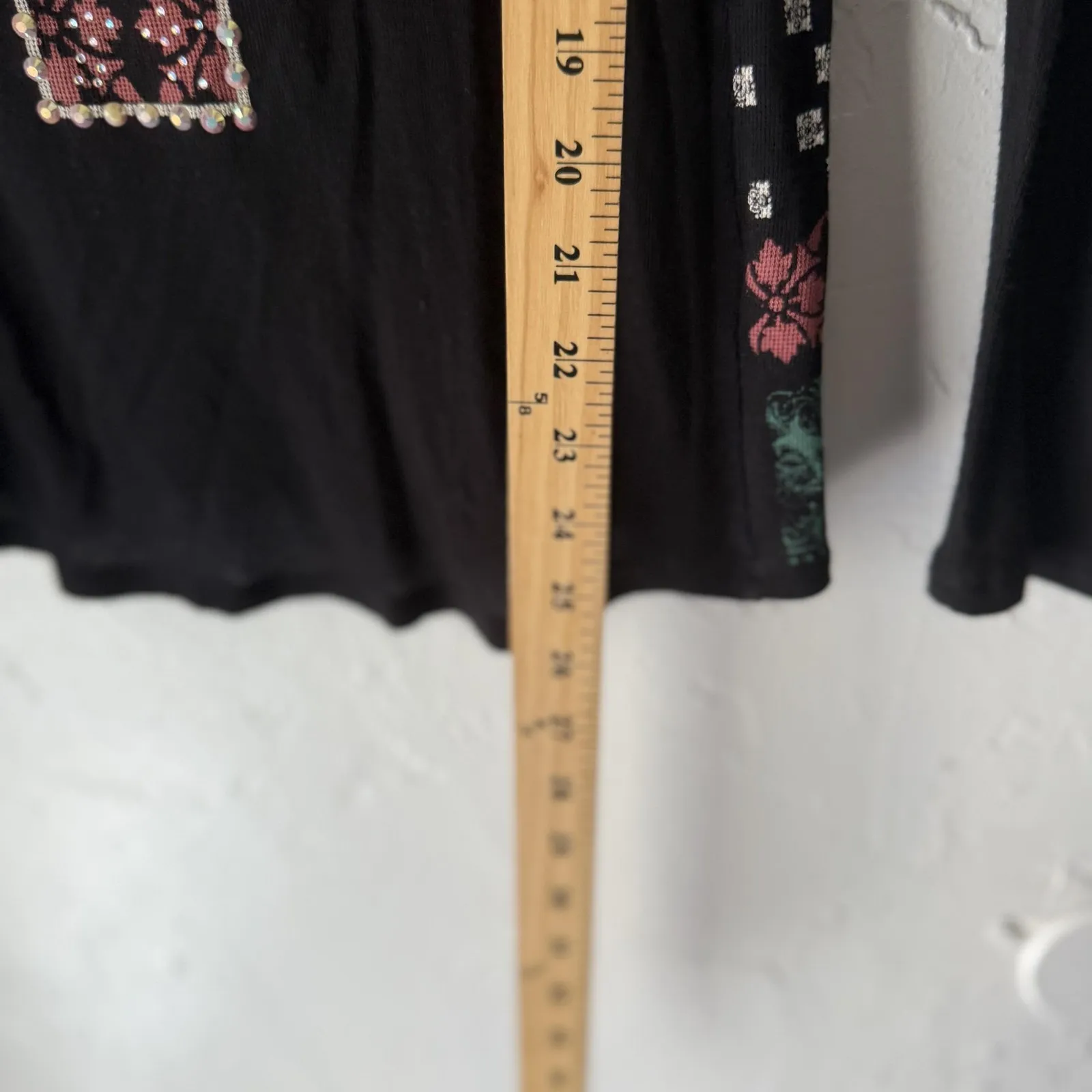 Be Vocal Shirt Womens Small Long Sleeve Cross Pattern‎ Pearl Stud Western Grunge Black - Image 4