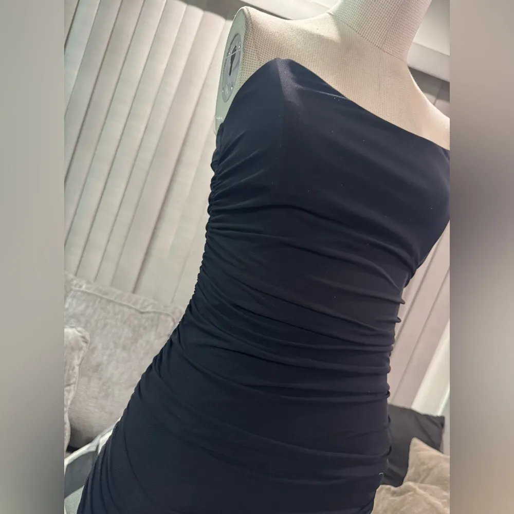 🌸AMTIOUS black strap dress 🌸 Size M - Image 7