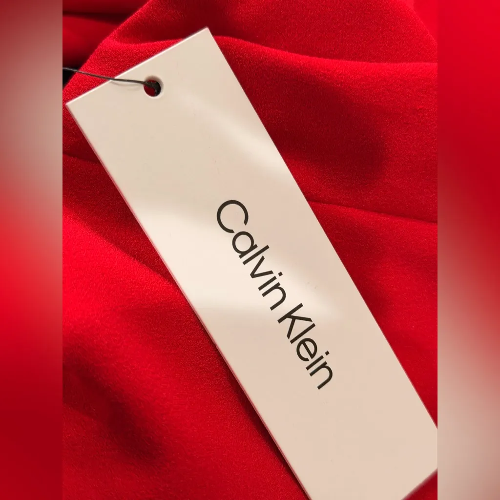 Calvin Klein Side Bow Sleeveless Scuba Knit Sheath Dress in red. Size 10 - Image 12