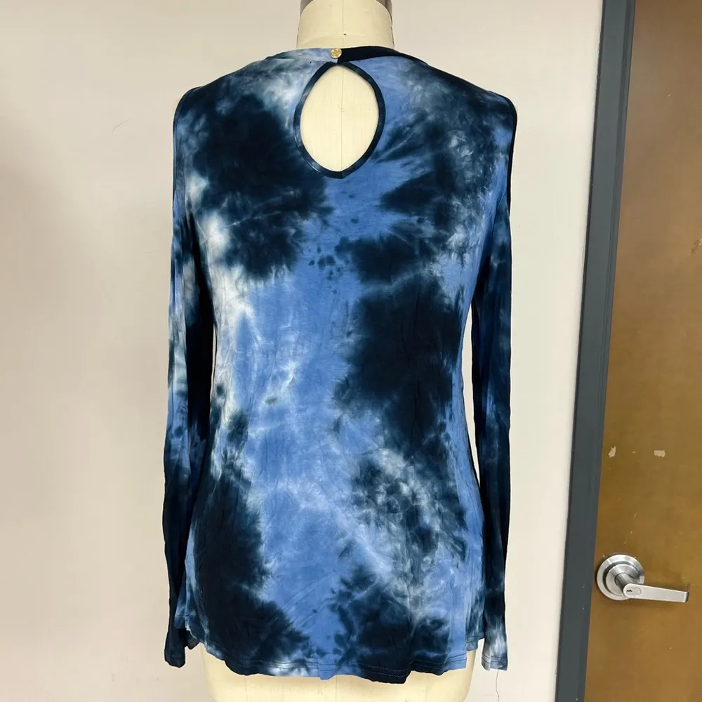 Simply Southern Cold Shoulder Tie Dye Top M - Image 6