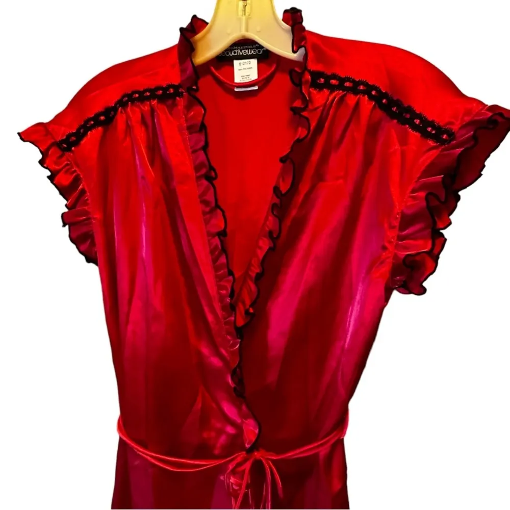 Cinemaetoile Seductivewear Red Robe nwt‎ Size M - Image 2
