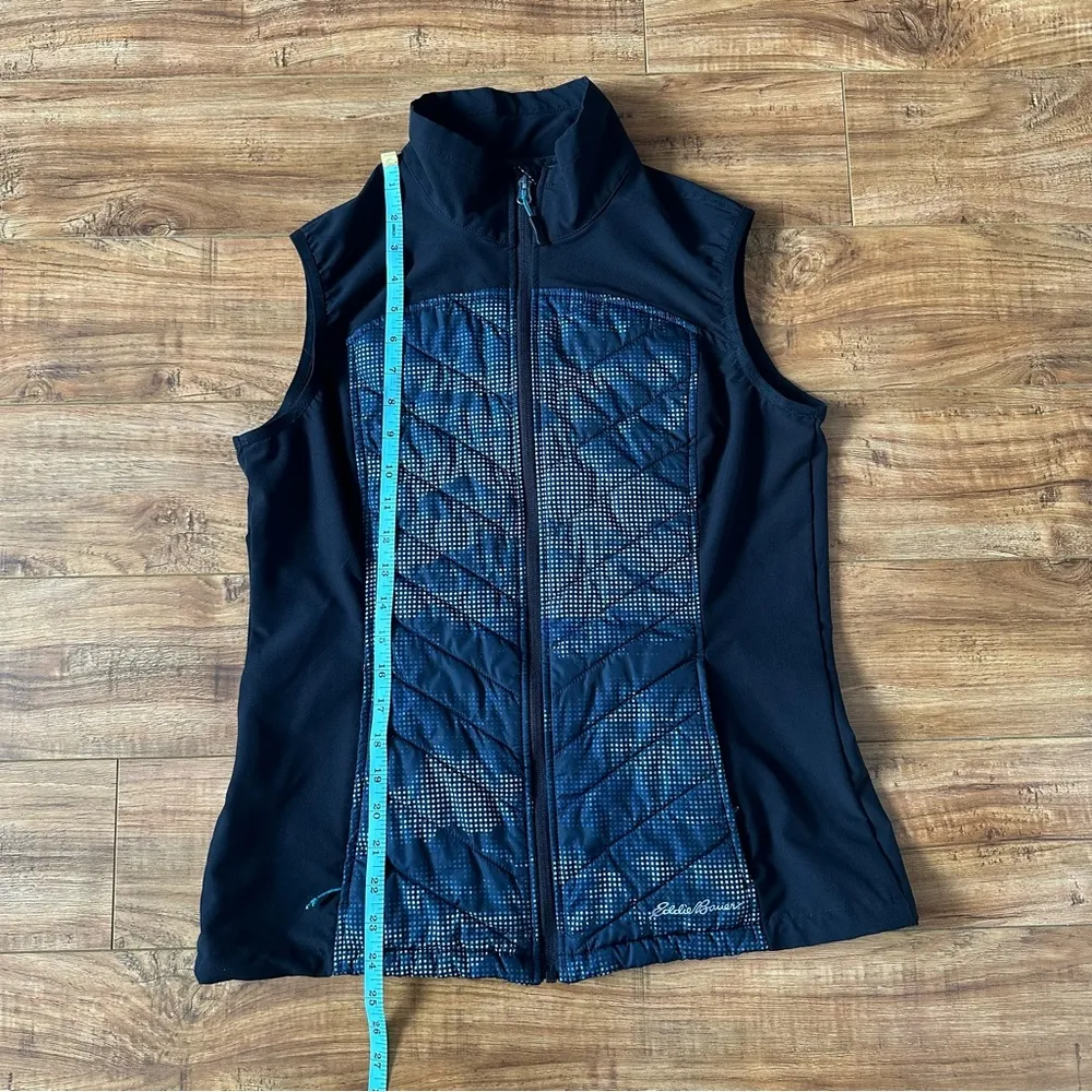 Eddie Bauer Women’s Medium Black Blue Dot Print Puffer Vest Jacket Lightweight - Image 13