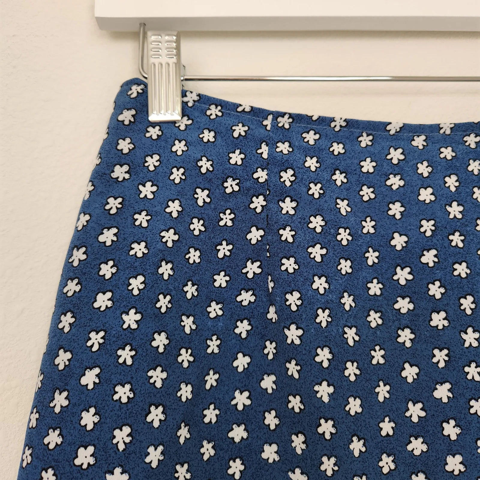 Vintage 90s Ultra Pink Blue Daisy Floral A-Line Mini Skirt XS - Image 2