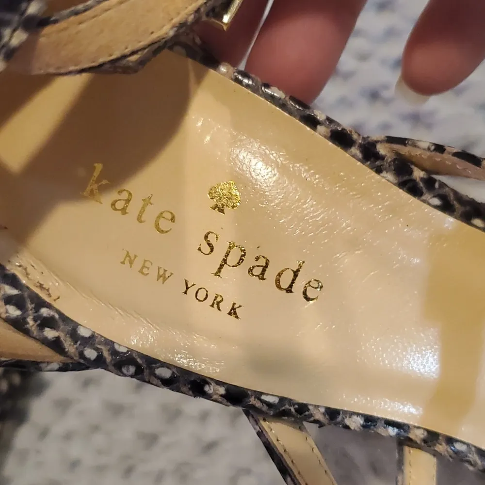 KATE SPADE NEW YORK Riley Mini Polka Dot Sandals 8 M (#6) - Image 5