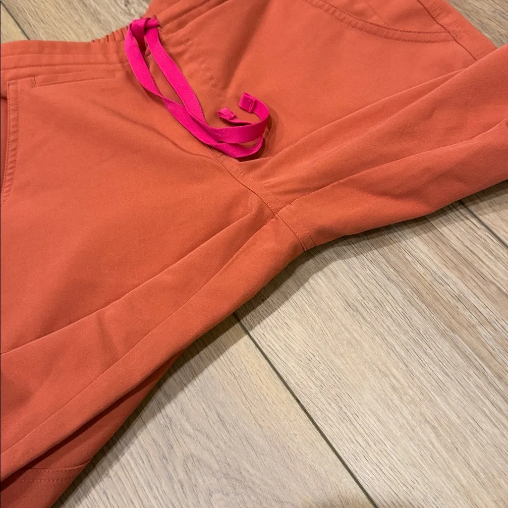 Figs Terracotta Scrub Set po 2829 - Image 9