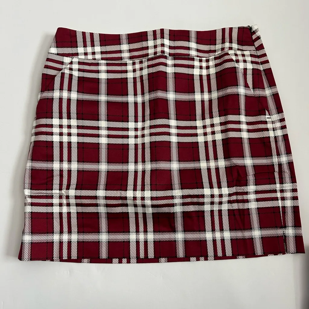 Loudmouth Plaid Women's Golf Skort in Dark Red and White Size 10 NWOT - Image 2