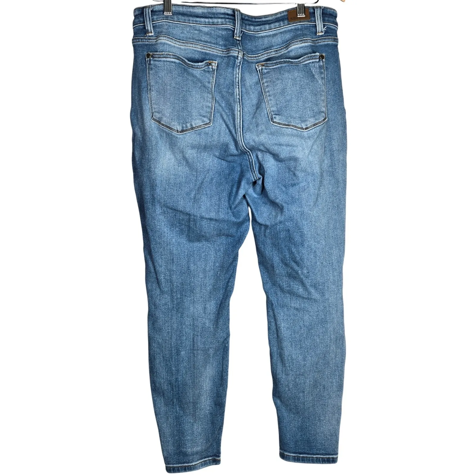 Judy Blue Mid Rise Slim Fit Medium Wash Denim‎ Jeans Women's Size 15/32 - Image 2