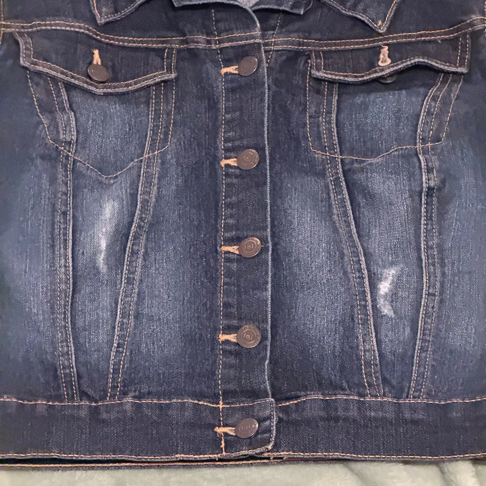 l.e.i. Dark Wash Cropped Denim Jacket – Juniors L Blue Size undefined - Image 2