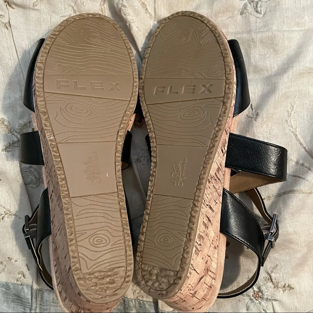 Life Stride Women’s Maple Wedge Black Sandals - Image 10