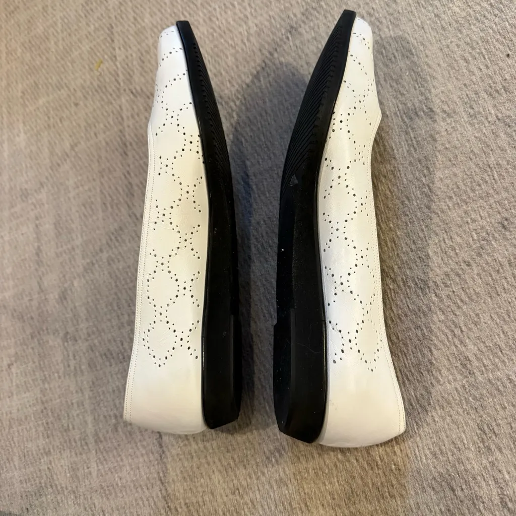 Salvatore Ferragamo Boutique White Perforated Leather Ballet Flats 11 Italy - Image 3