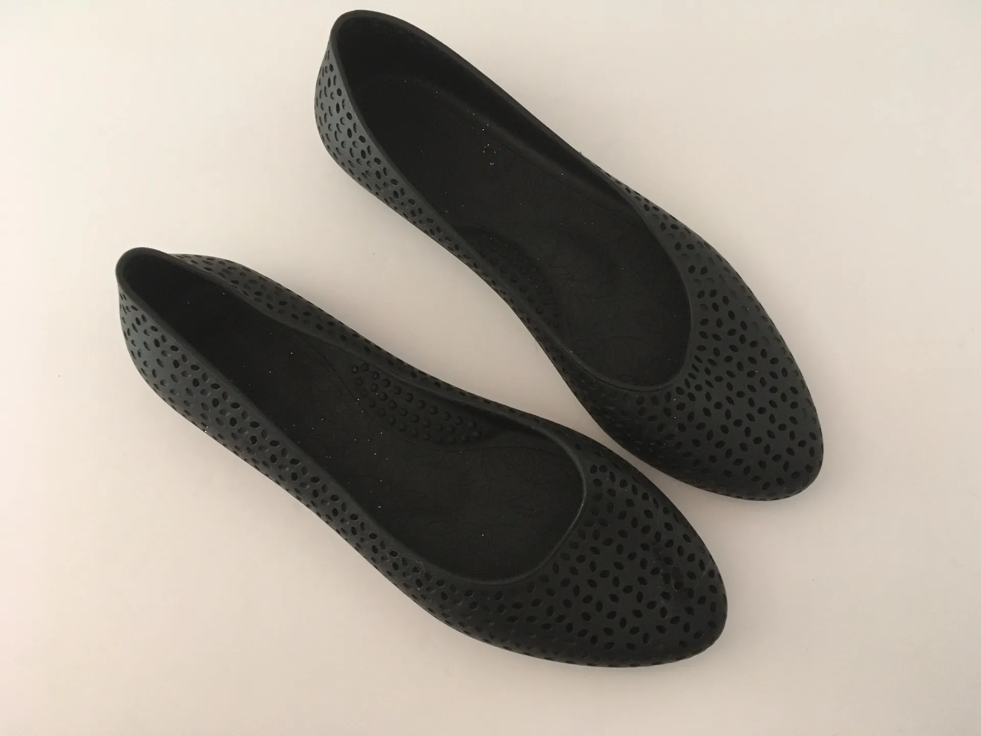 Black Okabashi Flats, Size 6 - Image 4