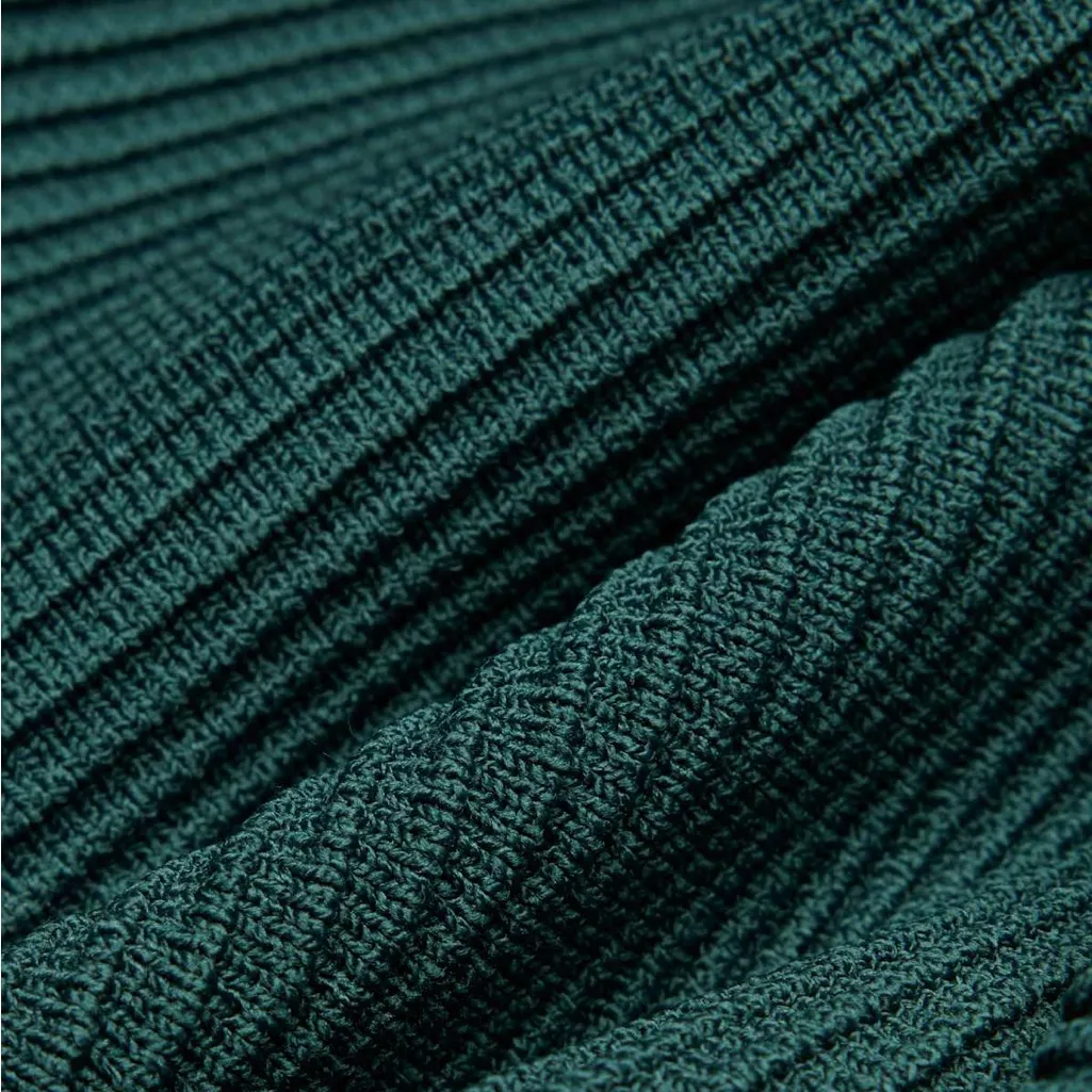 Aritzia Babaton Green Sculpt Knit Deep V
Cropped knit V-neck tank top size M NWT - Image 7