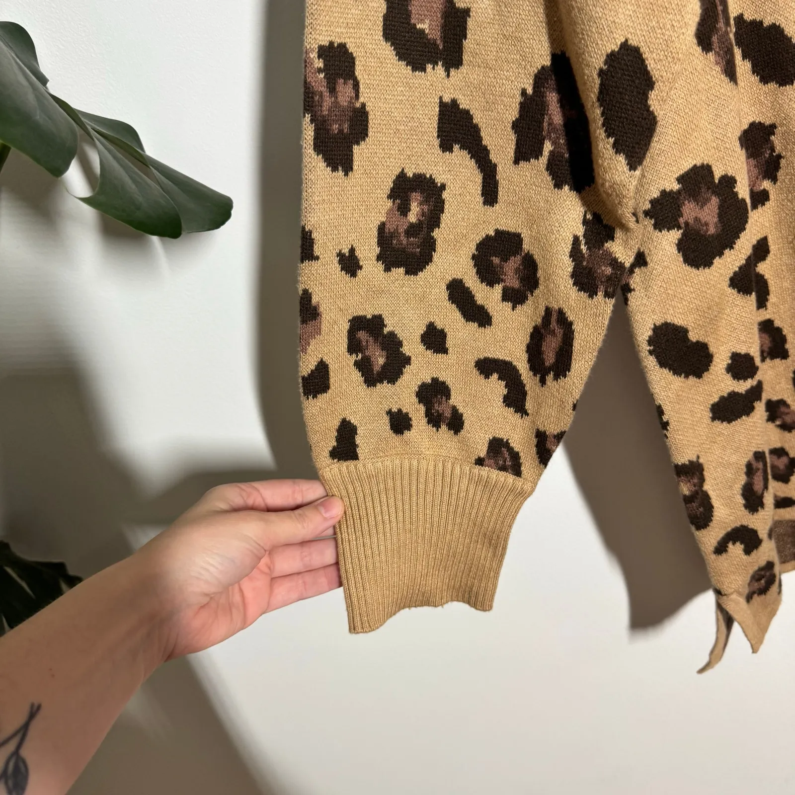 Isaac Mizrahi Live Sweater Women 2X Leopard Cheetah Tunic Crew Neck Casual Work Brown - Image 5