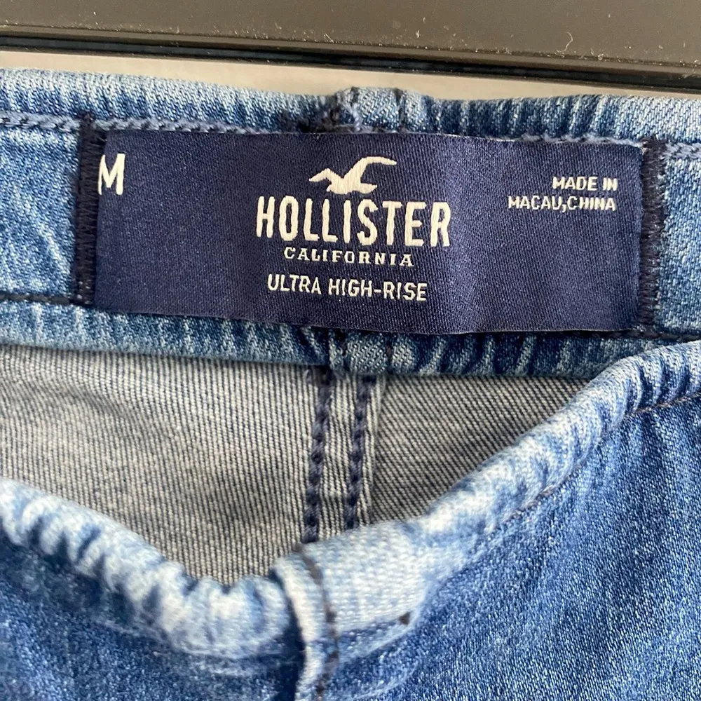 Hollister // ultra high rise bell bottoms - Image 2