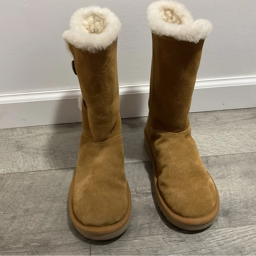 Koolaburra By Ugg Kinslei Tall Boot Size 6 - Image 2