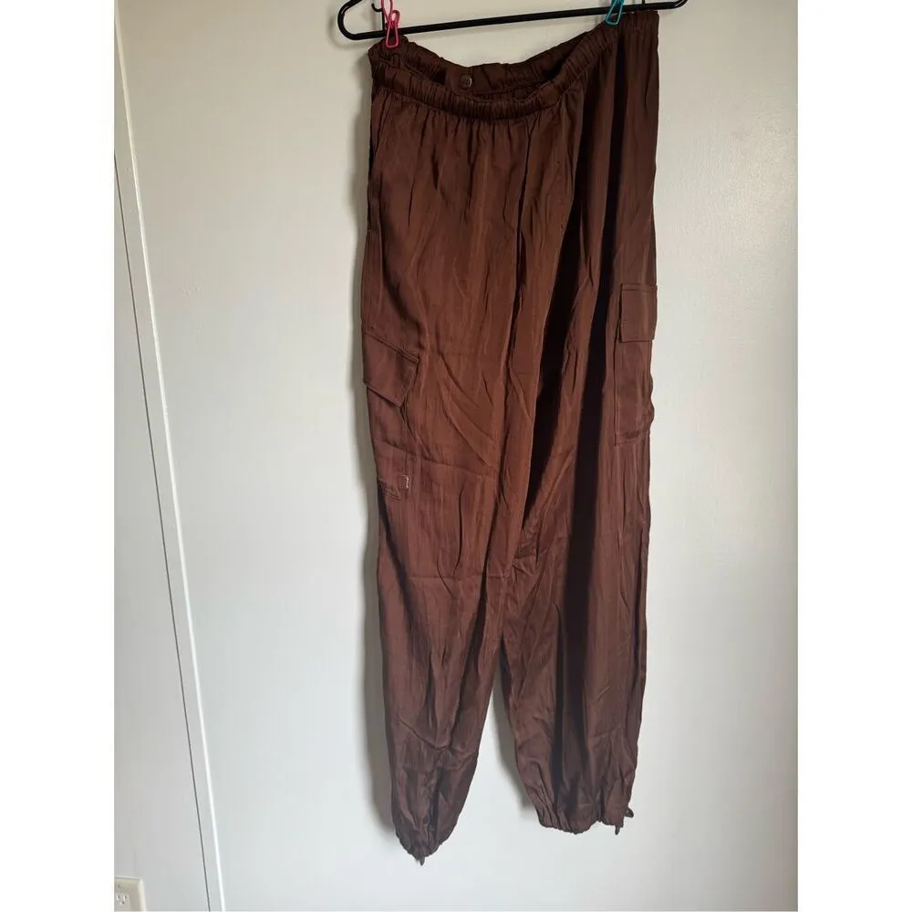 PINK Victoria Secret Women's Brown Parachute Cargo Utility Pants sz L Y2K Comfy - Image 4
