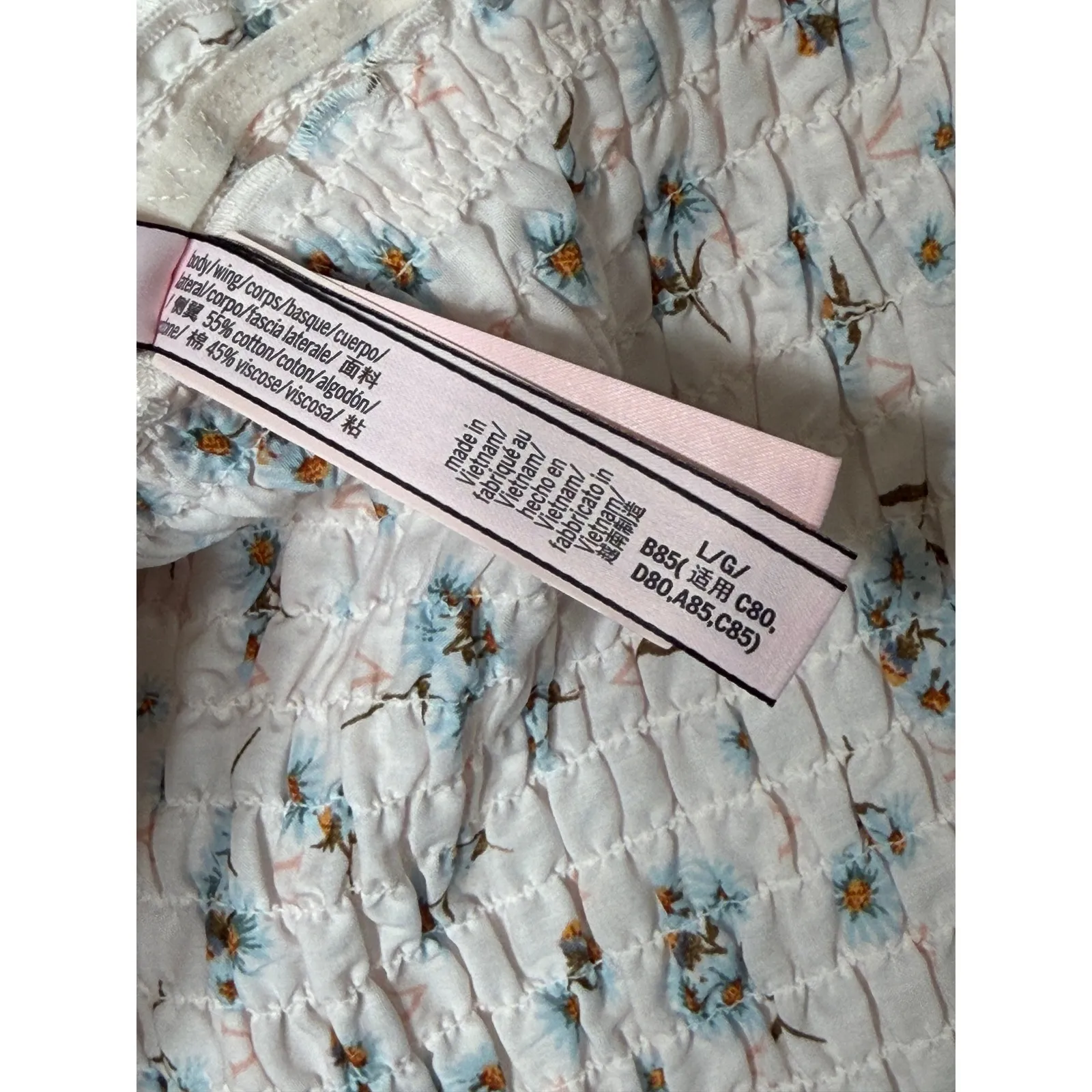 Victoria's Secret Smocked Crop Top Floral Off Shoulder Feminine Sexy Girly Flirt - Image 3