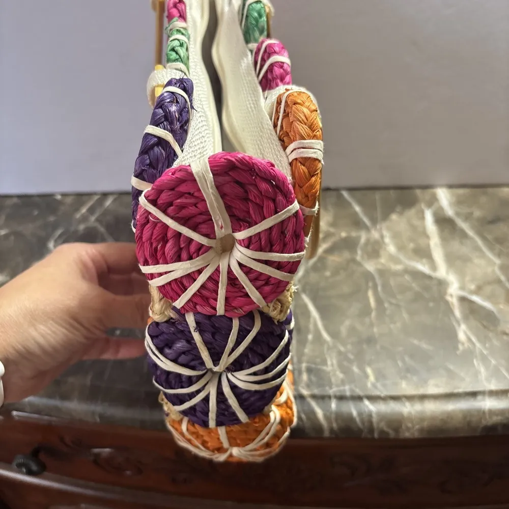 Woven Corn Husk Market Basket Purse Bag Tote Wooden Handle Boho Grandma Core - Image 3