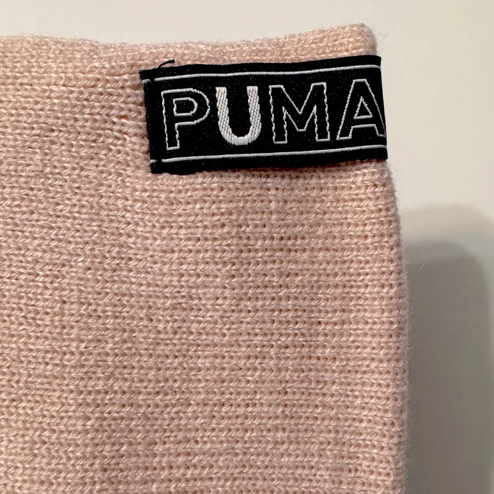Puma Women’s Logo Knit Beanie Light Pink NWT - Image 3