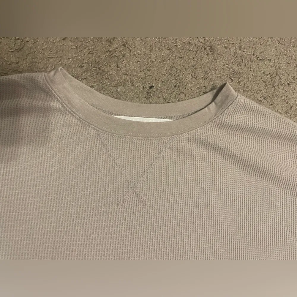 Double Zero Waffle Knit Long-Sleeve Relaxed-Fit Top - Image 6