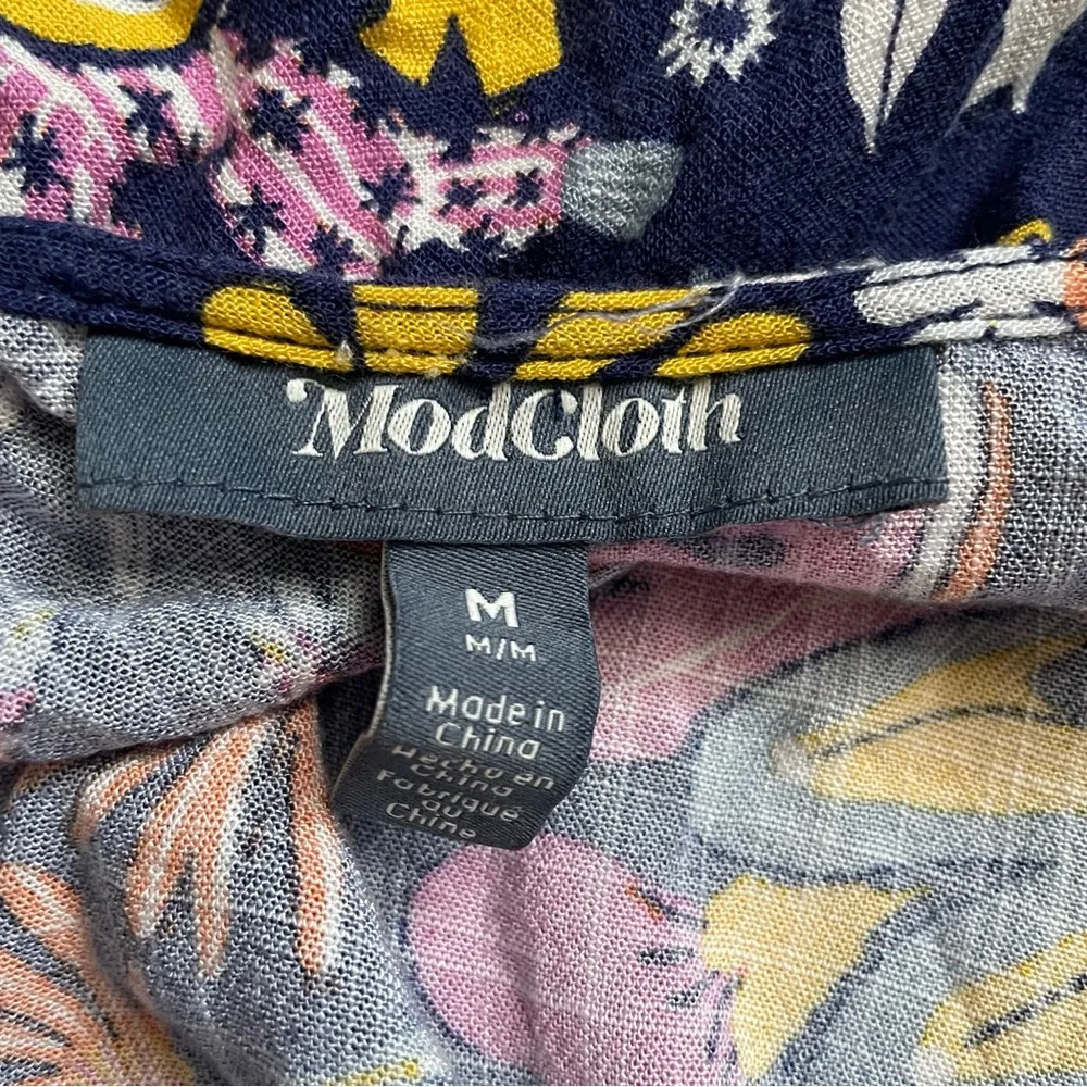 Modcloth Mushroom Butterfly Whimsical Print Wrap Shirt Size Medium - Image 4