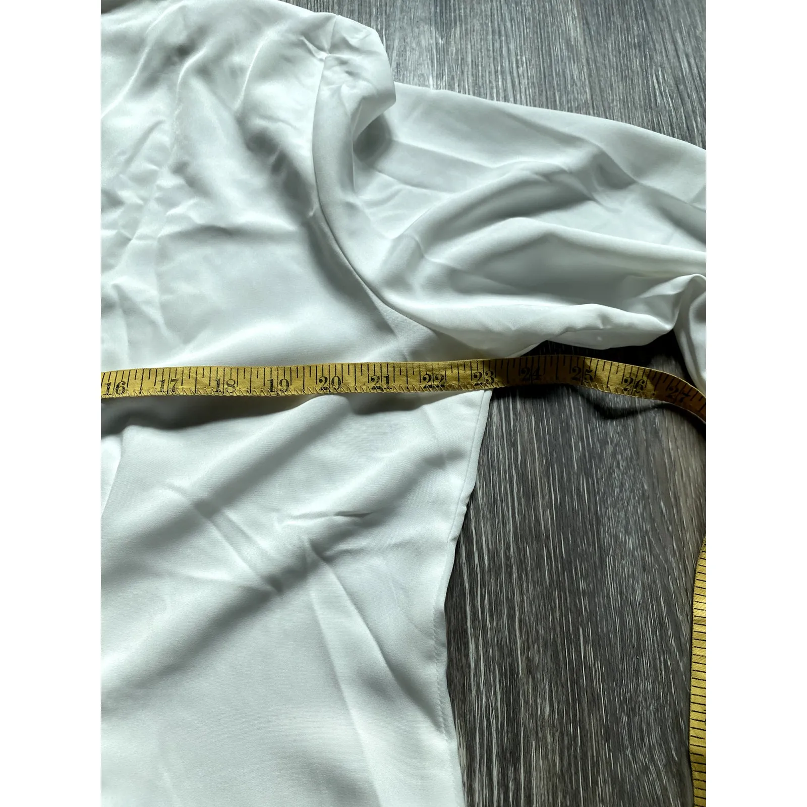 Vintage 90s Satin Beaded Pearl Lace Silk White Going Out Top 14 Old Money Luxury - Image 7