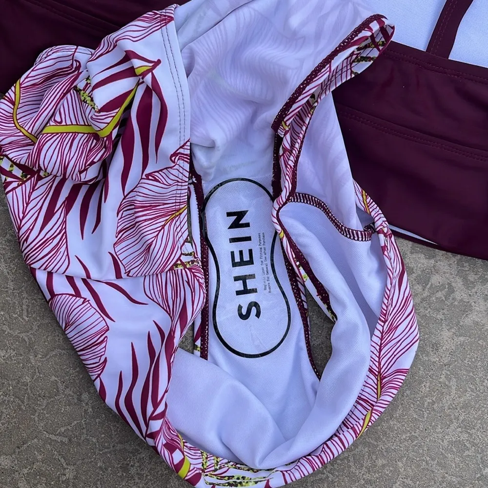 SHEIN BOTANICAL HALTER NECK BIKINI SET IN MAGENTA - Image 3