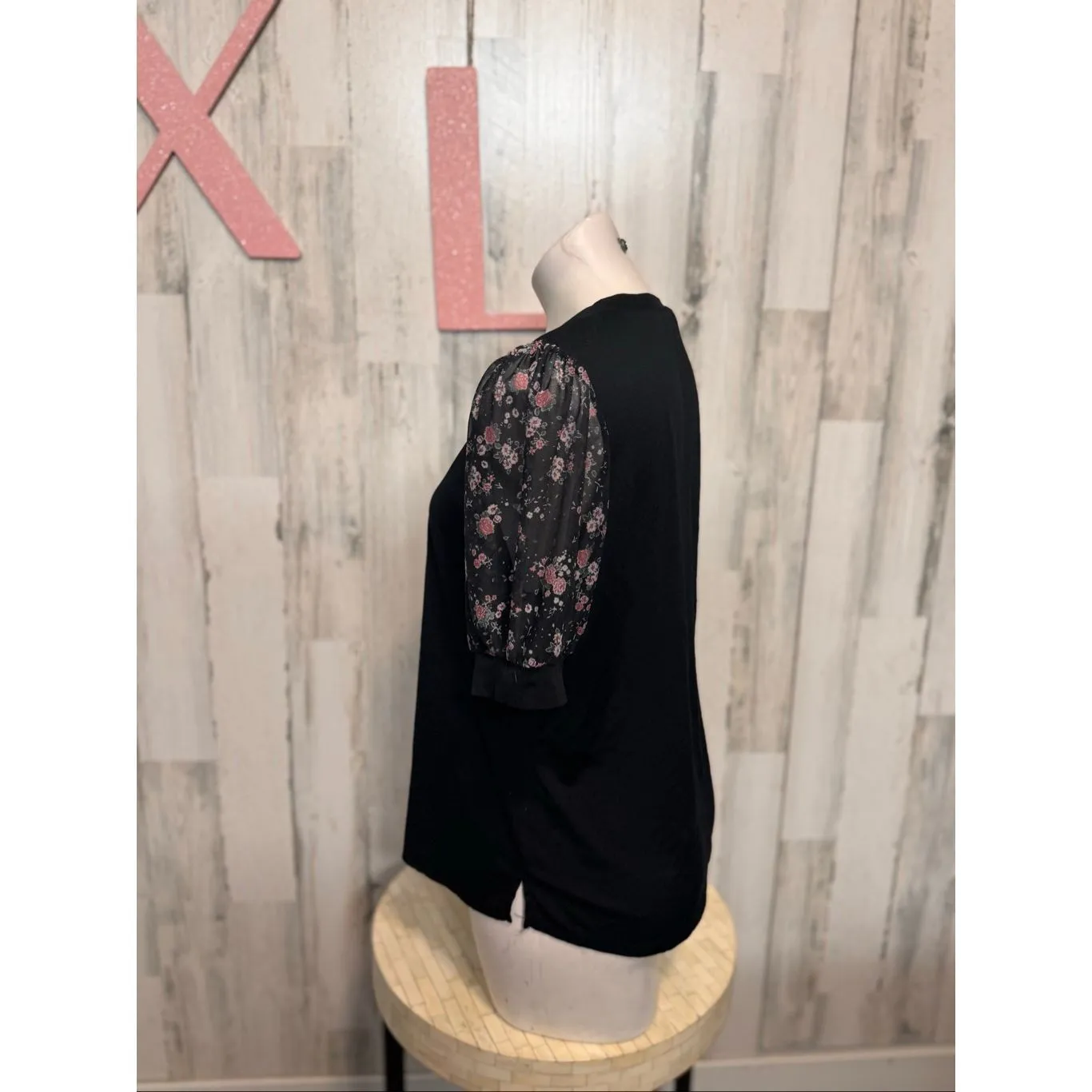 Alison Andrews Black Top XL Floral Puff Sleeve Blouse Stretchy Casual Workwear N - Image 3