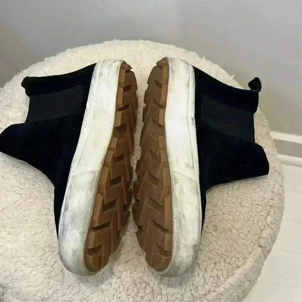 SeaVees black Laguna Chelsea boot suede size 8. - Image 6