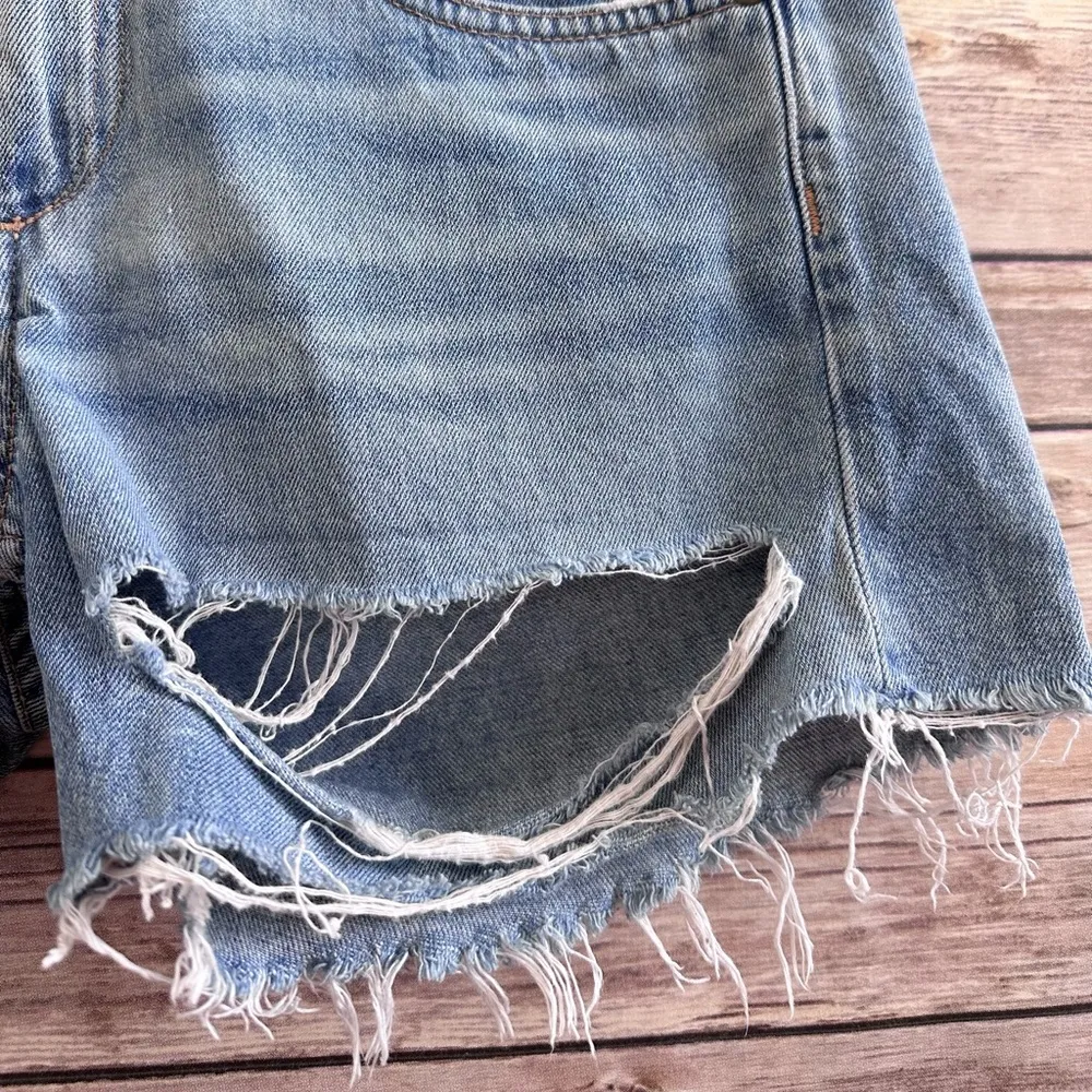 Rag & Bone Shorts Women’s Size 24 Blue Jean Denim Distressed Boyfriend In Rye - Image 4