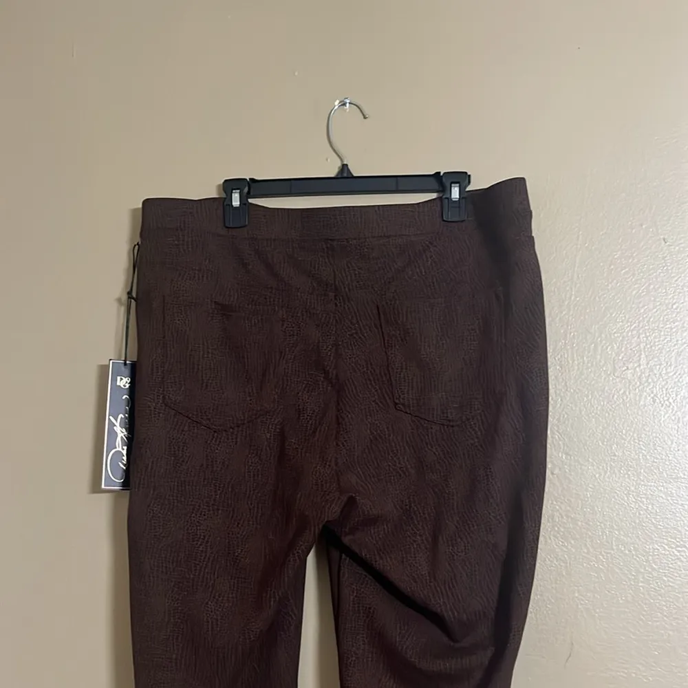 DG2 DianeGilman Pants Sz P1X Crocodile/Animal Print Bootcut Pockets Stretch - Image 3