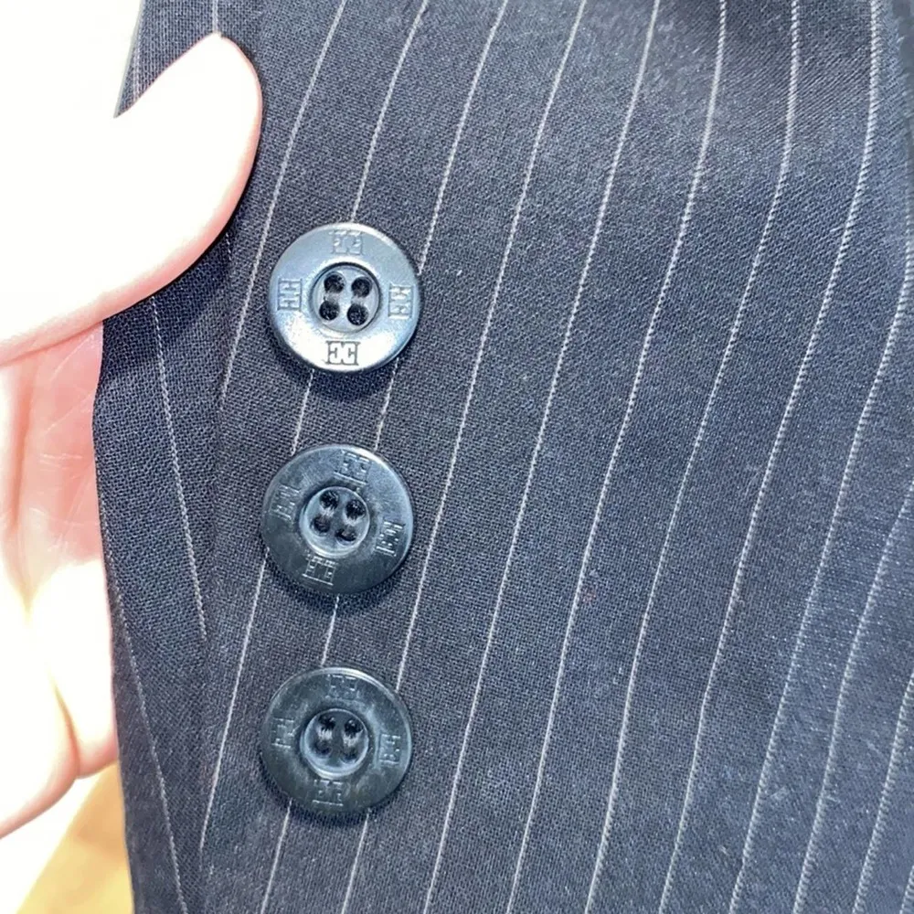 Escada Vintage Pinstripe Skirt & Blazer Set Sz 10 Lightweight Fitted Designer - Image 3