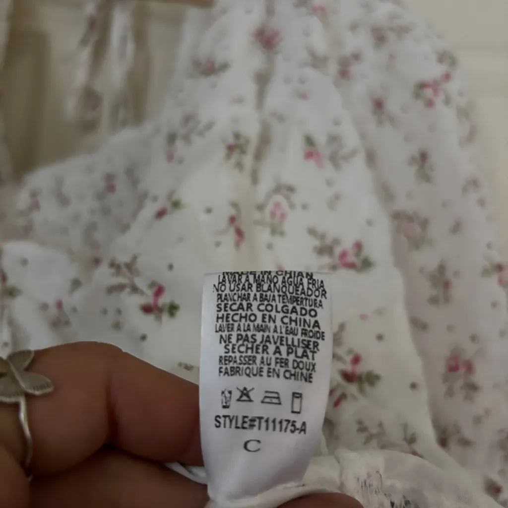 NWT Arula White Babydoll Crop Top with pink floral pattern and embroidery Size 3X - Image 7