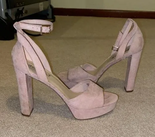 Shoedazzle Pink Heels  - Image 4
