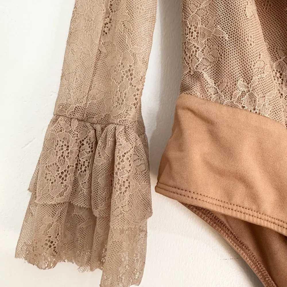 Camila Coelho Bodysuit Womens medium Paloma Lace Off The Shoulder Top Revolve - Image 2