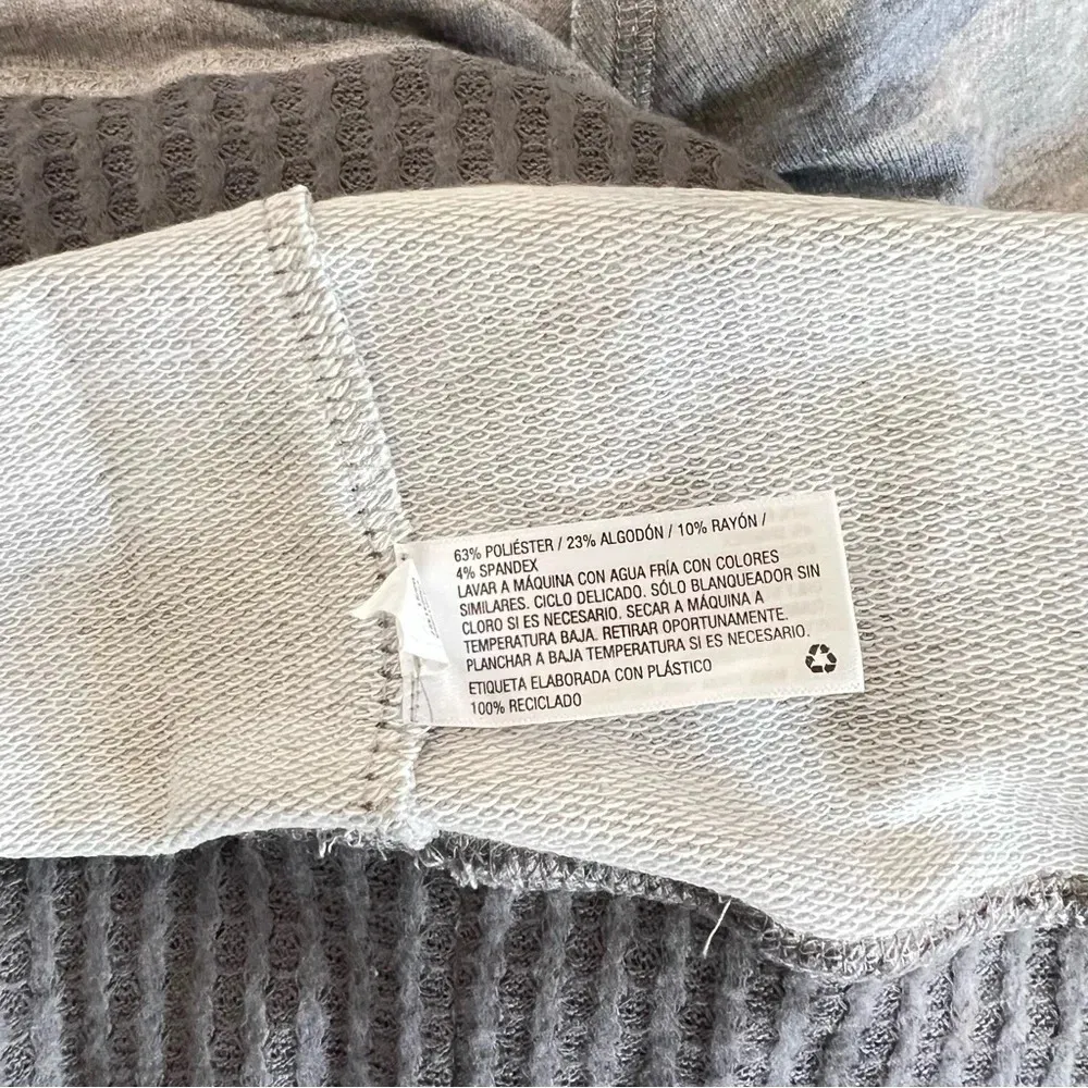 Knox Rose Sweatshirt Gray Camo Print Size Medium Long Sleeve - Image 7