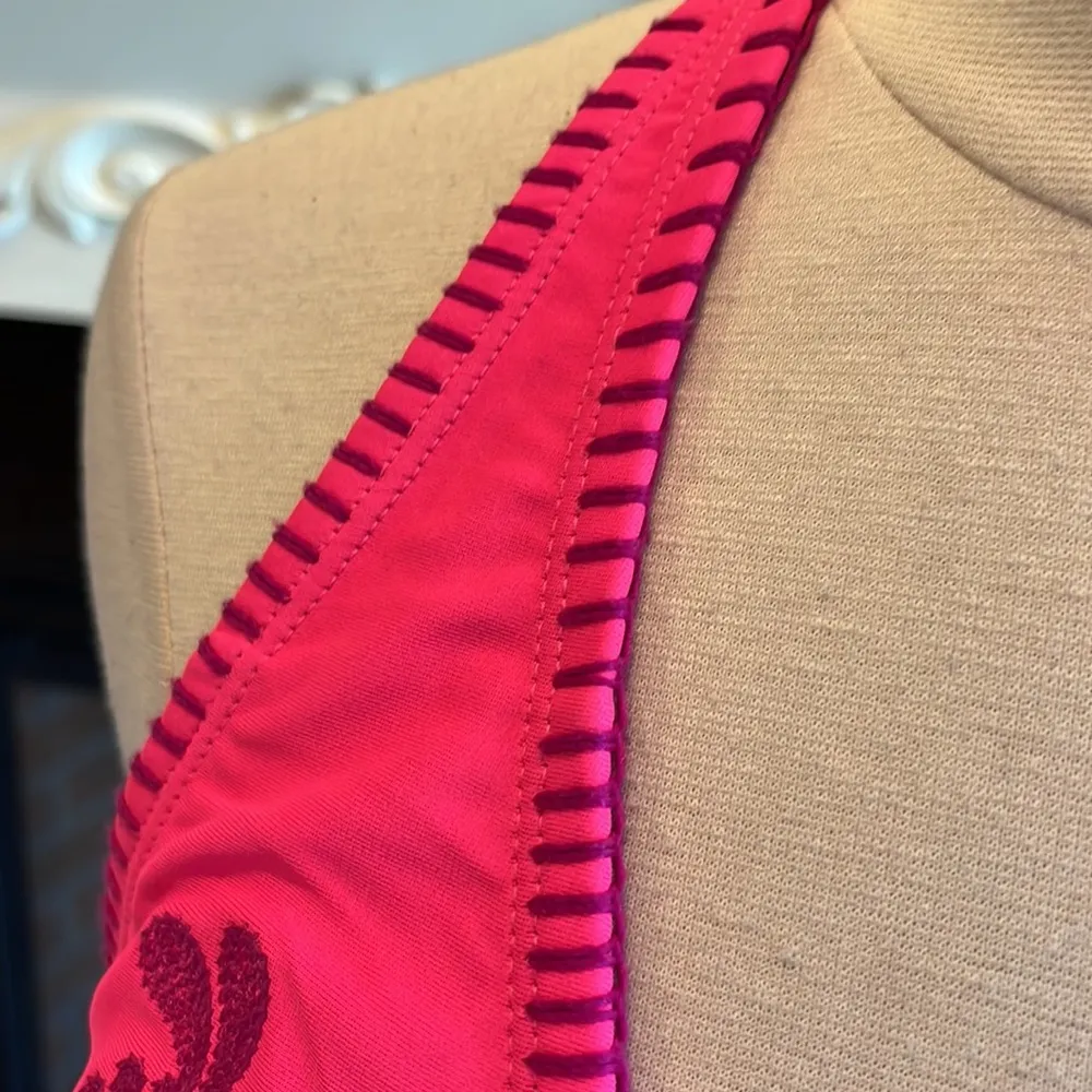 Neon Pink Bikini Swimsuit Top Embroidered Womens Medium - Image 4