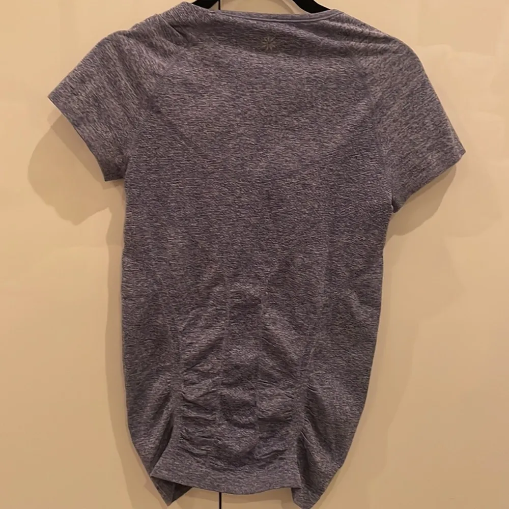 XS Athleta workout tee - Image 2