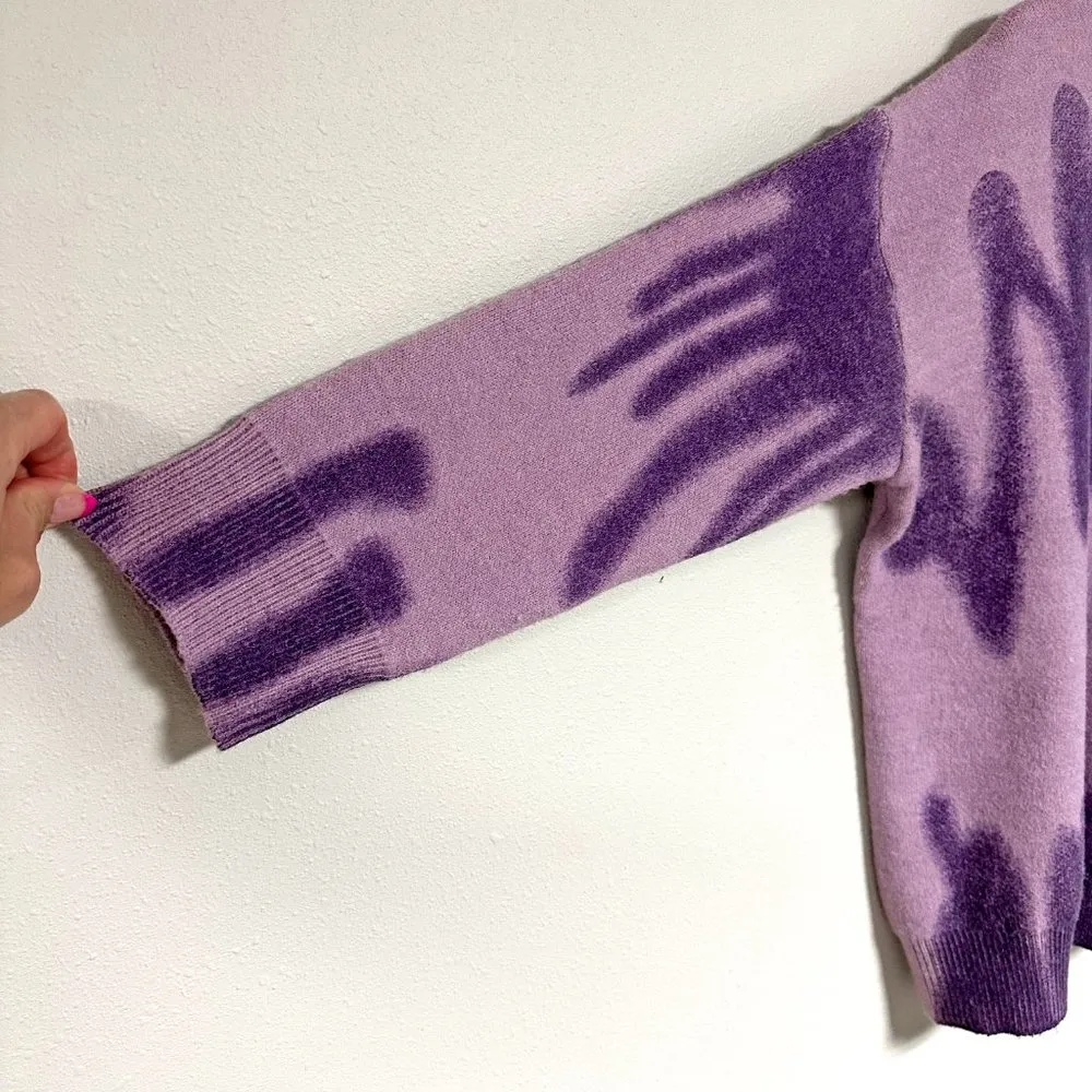 Artistic Striped Sweater - Image 4