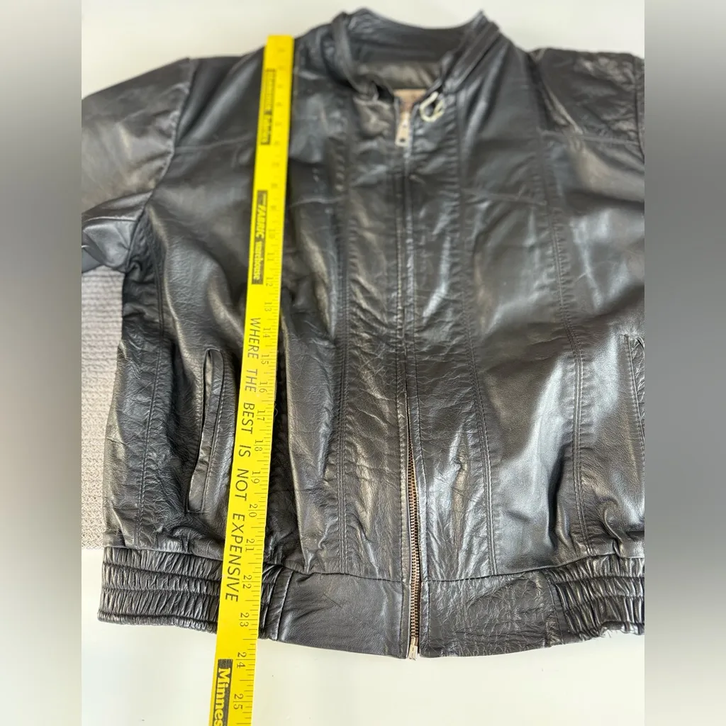Vintage 80s Black Leather Buckle Neckline Cropped Leather Jacket Sz 46 Large XL - Image 8