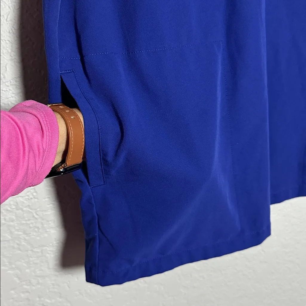 FIGS Scrub Top Royal Blue Side Pockets Women’s XL - Image 4